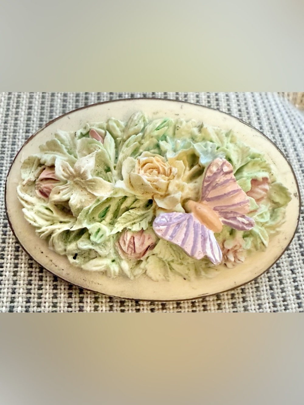 Floral Butterfly Pastel Ceramic 3Dimensional Oval Vintage Brooch